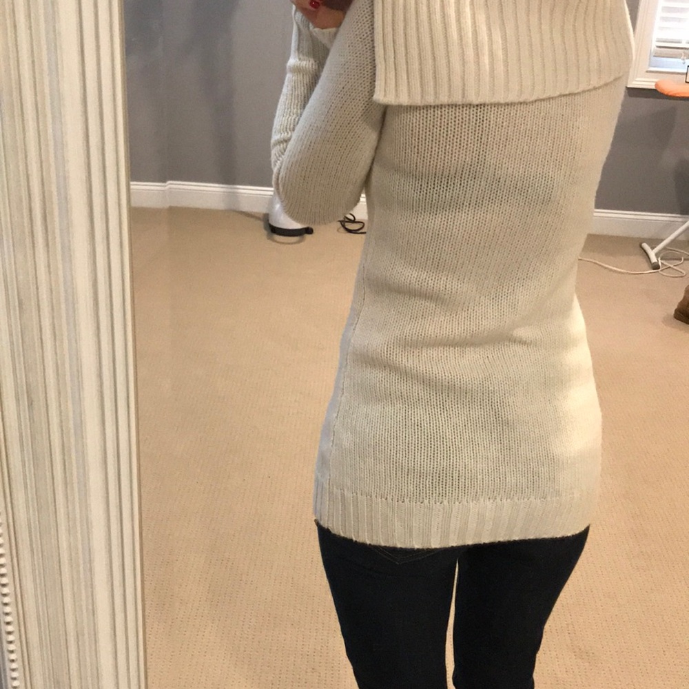 Tunic sweater - Picture 3 of 3